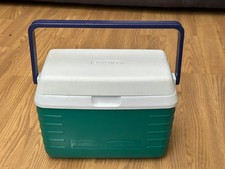 Rubbermaid Quality Small