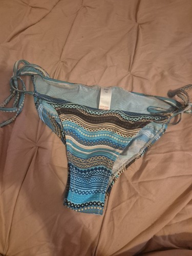 Size bikini knickers - size,