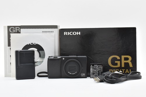 Near mint box - 🍀near, w/box🍀ricoh