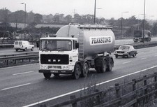 B/W PHOTO: PEAKSTONE ERF B SERIES 8 WHEEL BULK TANKER - RDT 405R