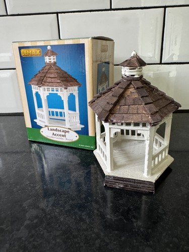 Lemax village collection - lemax,