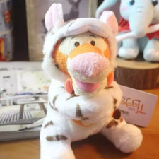 Disney 2022 New Year 6inch Winnie the pooh small plush tiger tigger