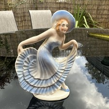 VINTAGE ART DECO CRINOLINE