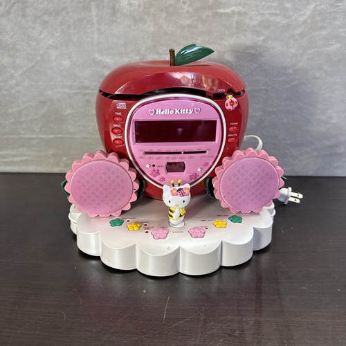 Y2k sanrio 2004 hello kitty - sanrio,
