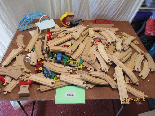 Wooden train track - wooden,