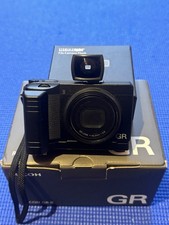 Ricoh Gr III With GV-1