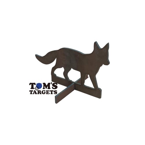 Tom targets fox with stand - targets,
