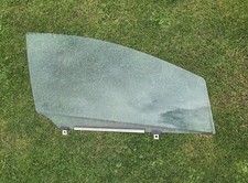 TOYOTA AVENSIS 2017 DOOR WINDOW FRONT RIGHT SIDE 