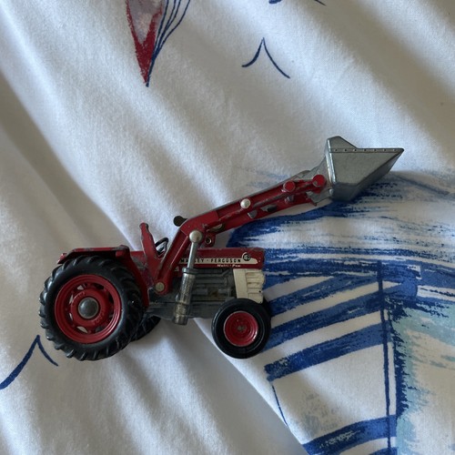 Massey ferguson red front - red,