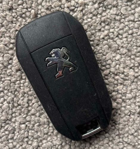 Genuine peugeot button - genuine, 3