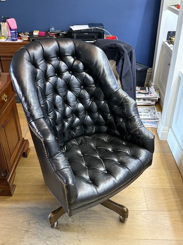 Black leather chesterfield - black,