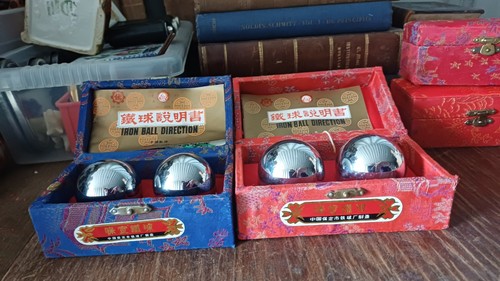 Pairs vintage silver tone - vintage,