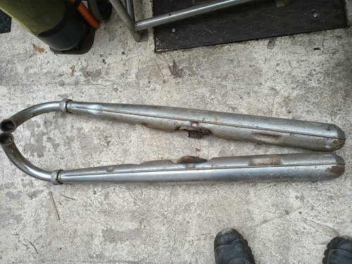 Suzuki gt250 exhausts far from - gt250,