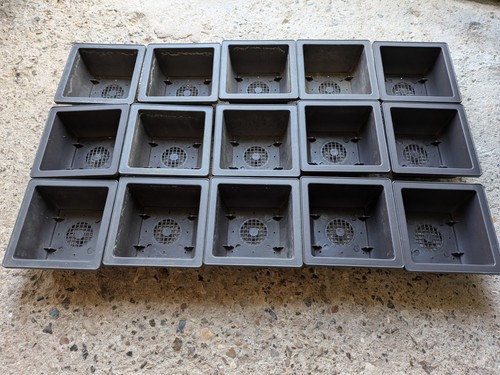 Sturdy square plastic - 15, x