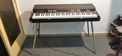 Crumar seven electric - seven, piano