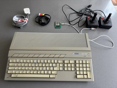 Atari 520 stfm computer - atari,