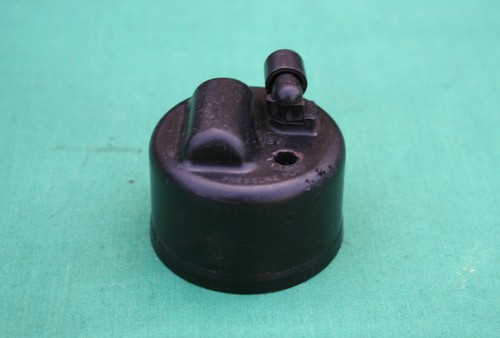Fuel pump black plastic - su,