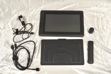 Wacom Cintiq 13HD Creative Pen Display DTK-1300 K LCD Pen Tablet Accessorie used