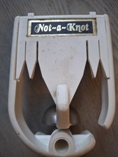 Tricot Not-a-Knot Yarn Joiner