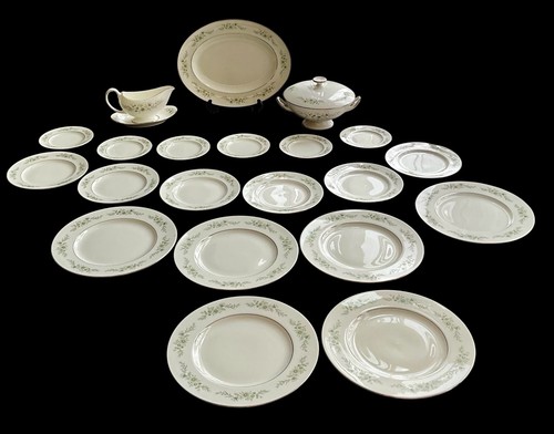 Wedgwood westbury bone china - westbury,