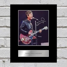 Noel Gallagher  Signed Mounted Photo Display