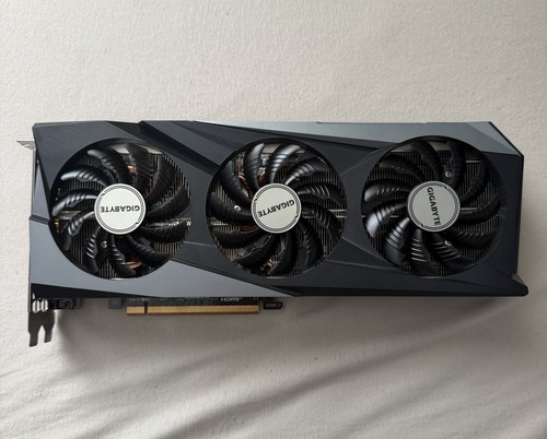 Gigabyte radeon 7600 gaming - gigabyte,