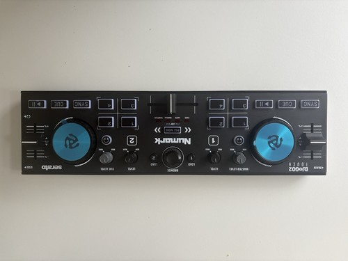 Numark dj2go2 compact deck - numark,