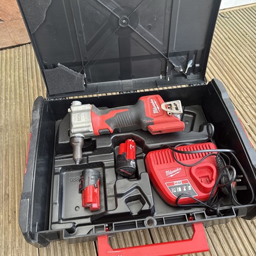 Milwaukee m12 rivet - m12,