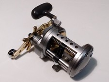 Daiwa saltist 30HA level wind Sea boat rough ground Fishing reel 30 HA
