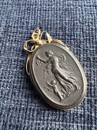 Vintage wedgwood gold - vintage,