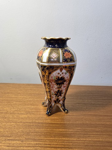 Royal crown derby imari 1128 - imari,