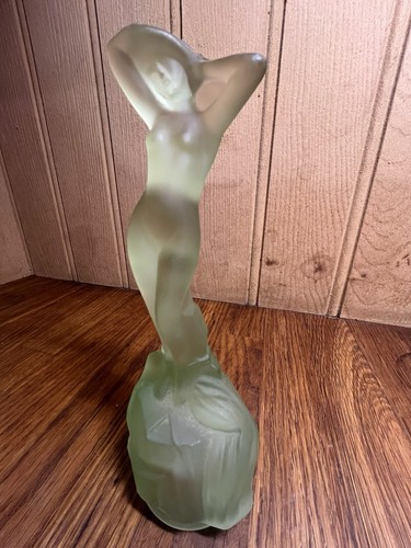1930s art deco - deco, uranium