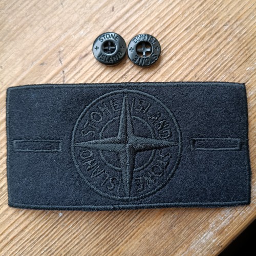 Stone island badge - island,