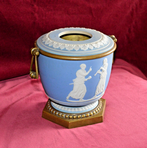 Antique wedgwood jasperware - jasperware, j