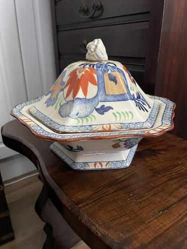 Mid 19th lidded - c., by