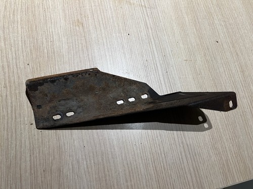 Defender heater box bracket - defender,