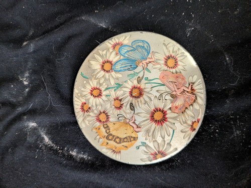 Gorgeous large vintage flowers - gorgeous,