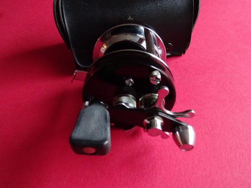 Super lightly used cased abu - super,