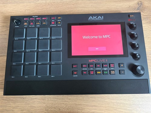 Akai mpc live ii - 2, +