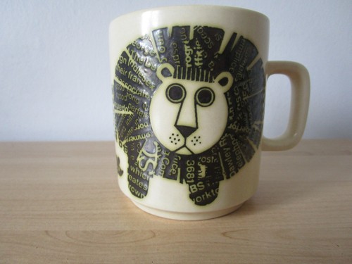 1974 hornsea pottery newsprint - pottery,