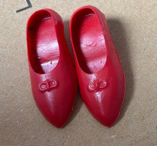 Vintage sindy red kitten - vintage,
