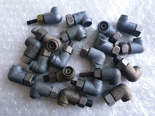 Pye plug female socket - female,