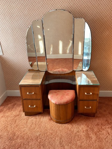 1930s walnut vintage art deco - vintage,