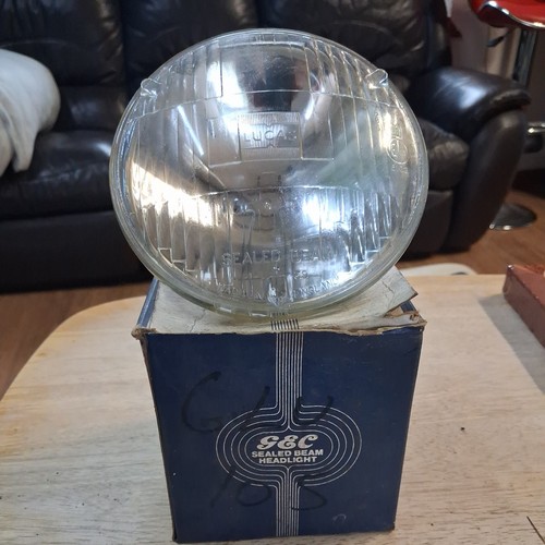 5712 sealed beam headlight - g&c,