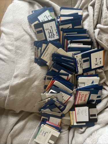 Amiga floppy disks - 80,
