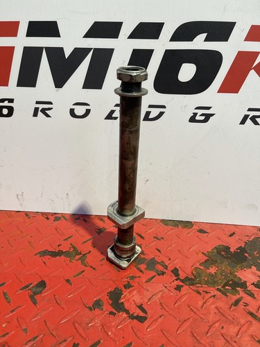 Suzuki gsxr rear - spindle, and