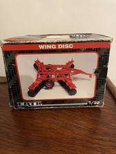 Britains Farm Ertl Wing Disc