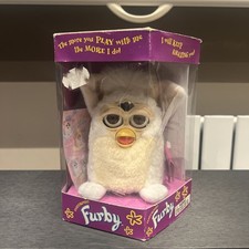 ✨ VINTAGE 1998 FURBY – ✨