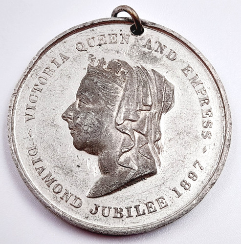 Vtg commemorative diamond - vtg,