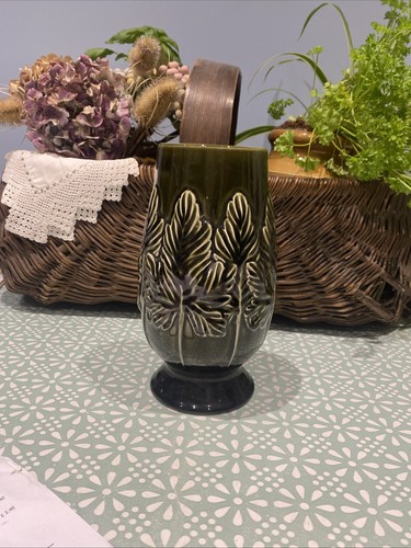 Sylvac dark green large vine - green,